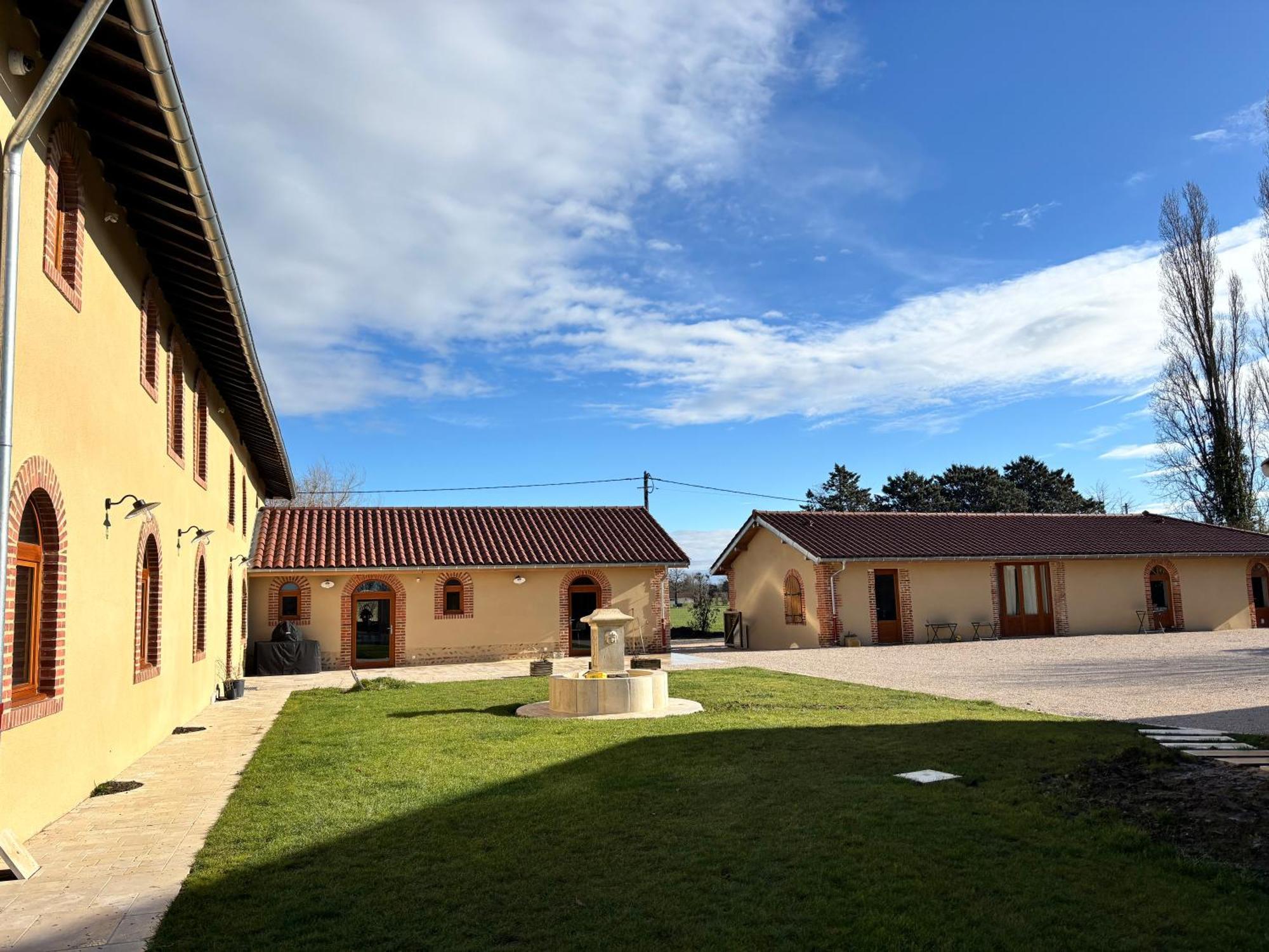 沙拉罗讷河畔沙蒂永Le Domaine Du Pin住宿加早餐旅馆 外观 照片
